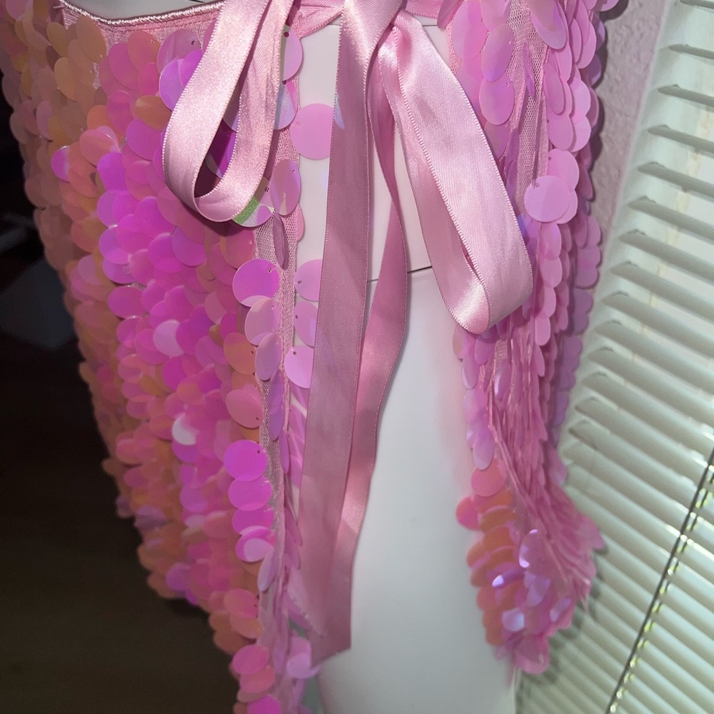 Pink Sequins - Picture 4 of 4